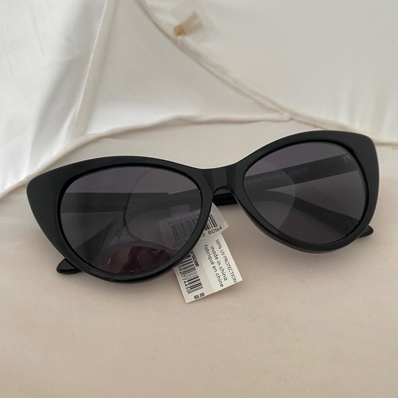 SN sunglasses